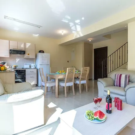 Apartment Kyklades Paralimni